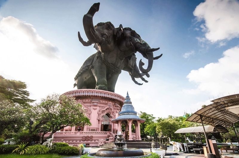 Clef Hotel - Sha Plus Bangkok Exterior foto